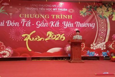 Hoạt động trải nghiệm “Vui đón Tết – Gắn kết yêu thương”